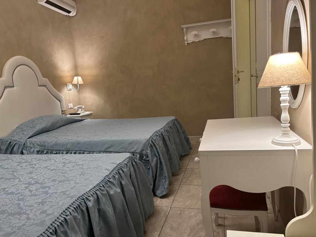 Boutique Calais Milano