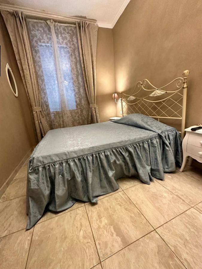 Boutique Calais Milano