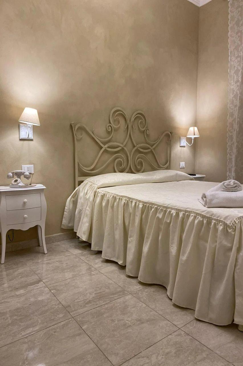 Boutique Calais * Milano