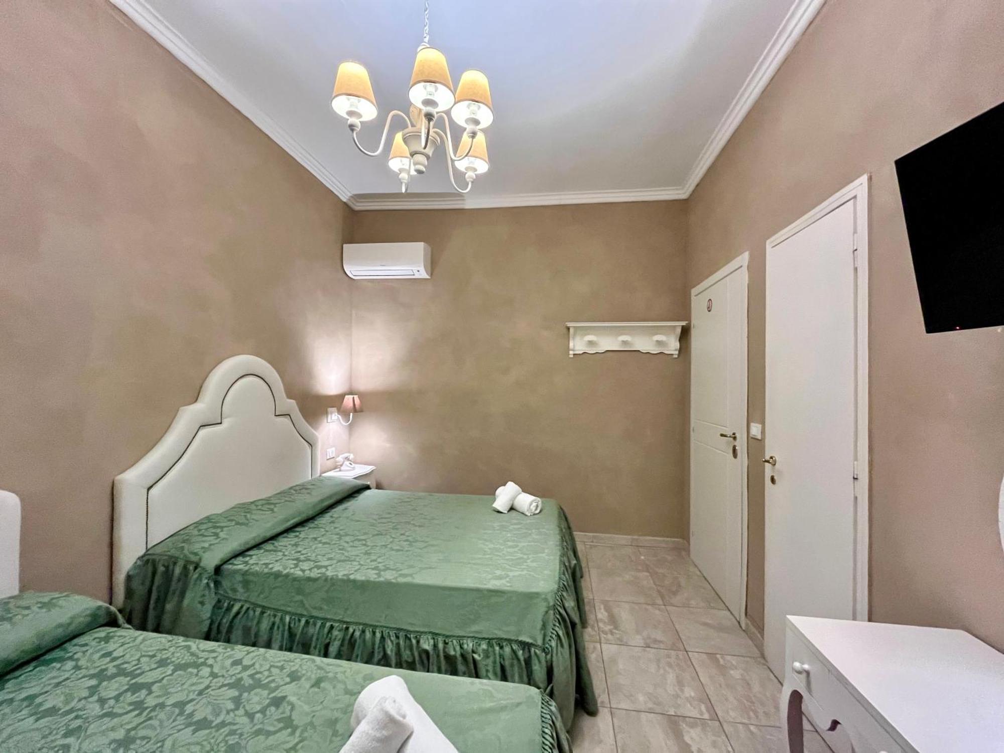 Boutique Calais Milano