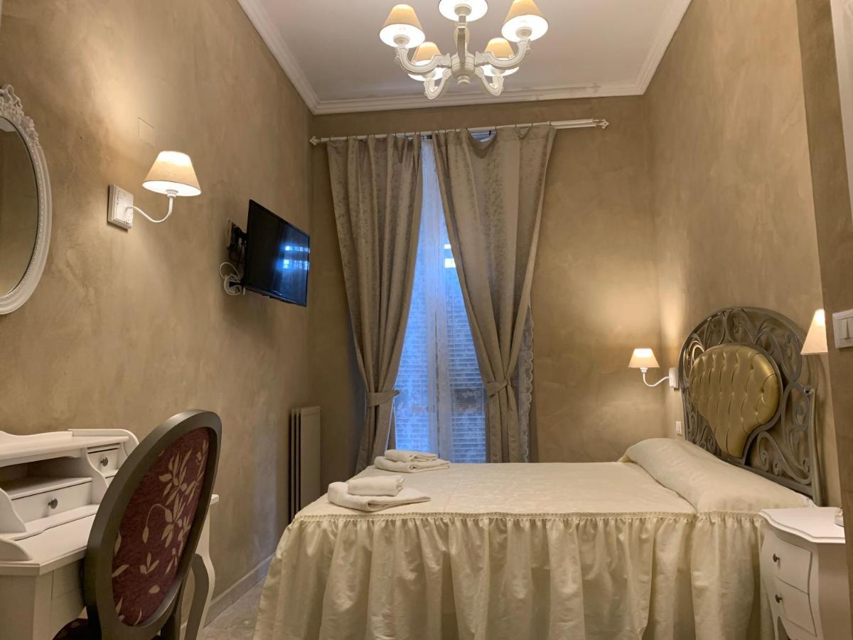 Boutique Calais Milano